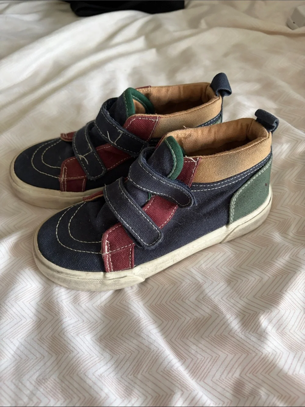 Kids Old Navy Canvas Velcro Sneakers Navy with Red and Green Accents - 11